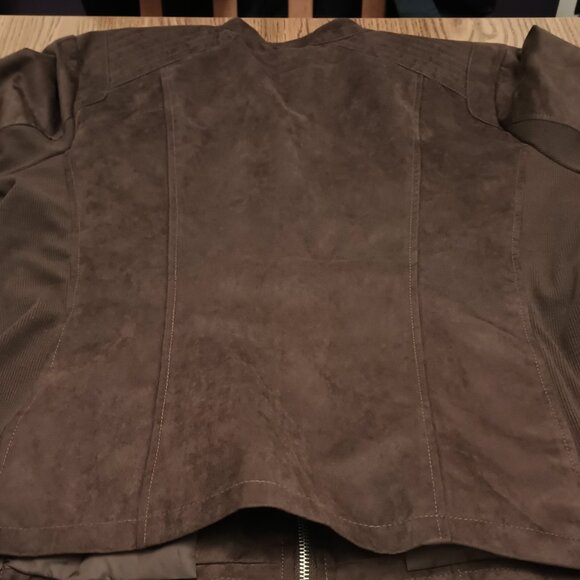 New Directions Size XL Brown Faux Suede Jacket (EUC) - Picture 13 of 13